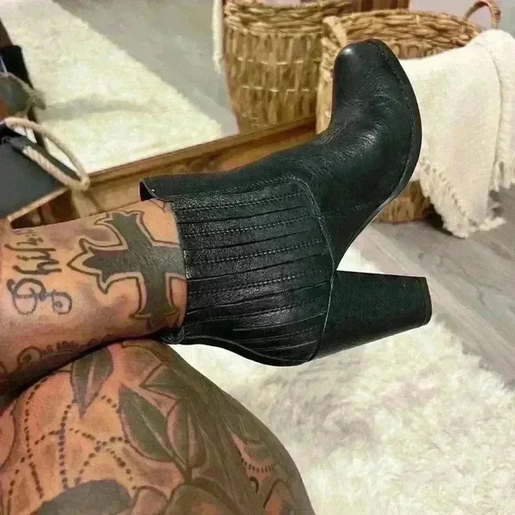 Splendid Ankle Boots - Picture 7 of 12
